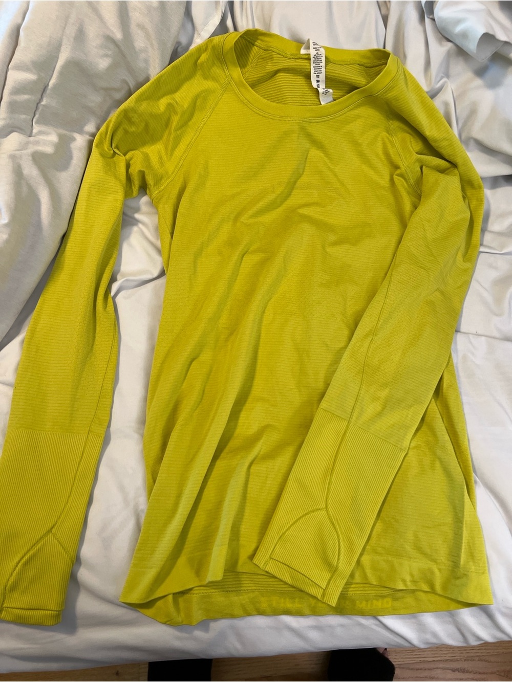 #289 Lululemon Swiftly Tech Long Sleeve X-Static Chartreuse Yellow Size 6 EUC